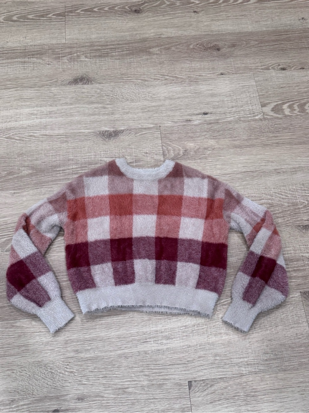 Altar’d State Fuzzy Plaid Sweater Cropped Boxy Burgundy Pink Cream XS